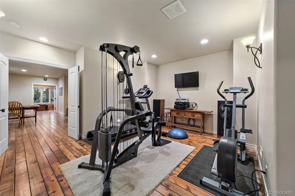4450 Walker Ridge View Colorado Springs CO 80908