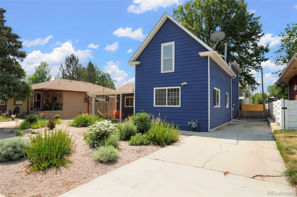 517 Locust Street Windsor CO 80550