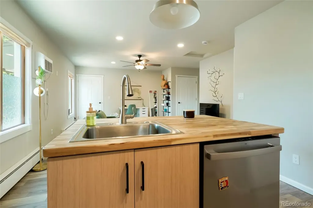 517 Locust Street Windsor CO 80550