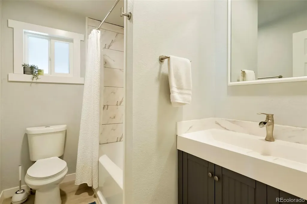 517 Locust Street Windsor CO 80550