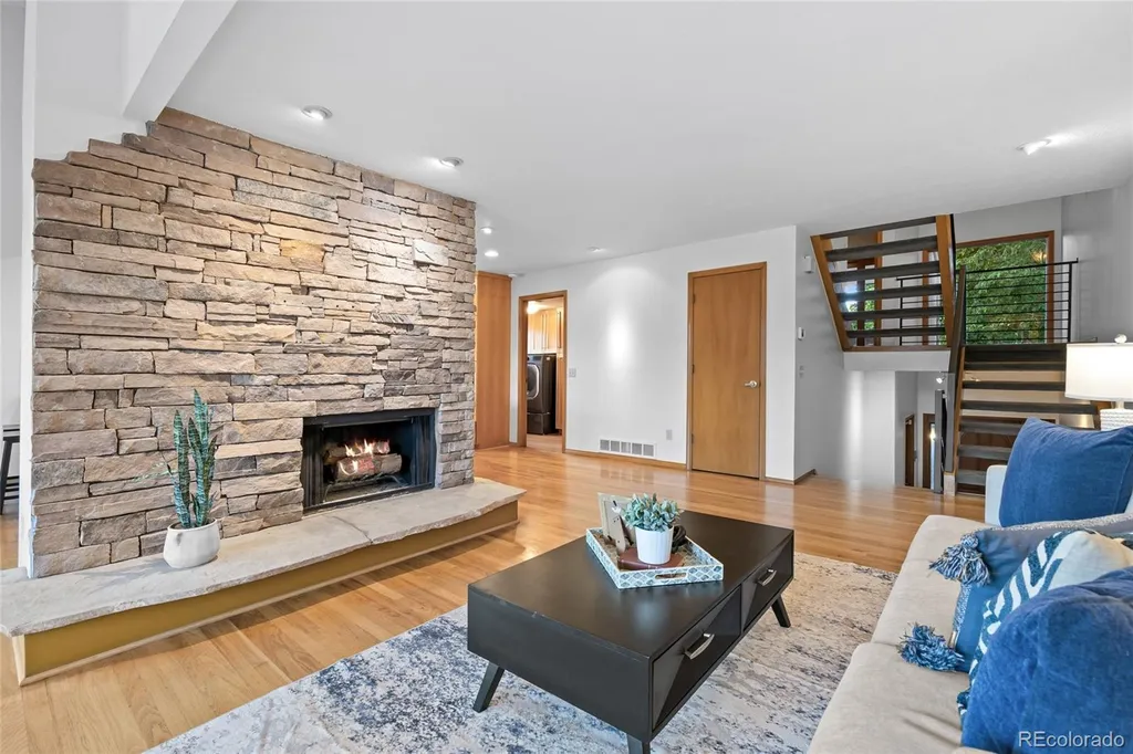 9948 E Maplewood Avenue Englewood CO 80111