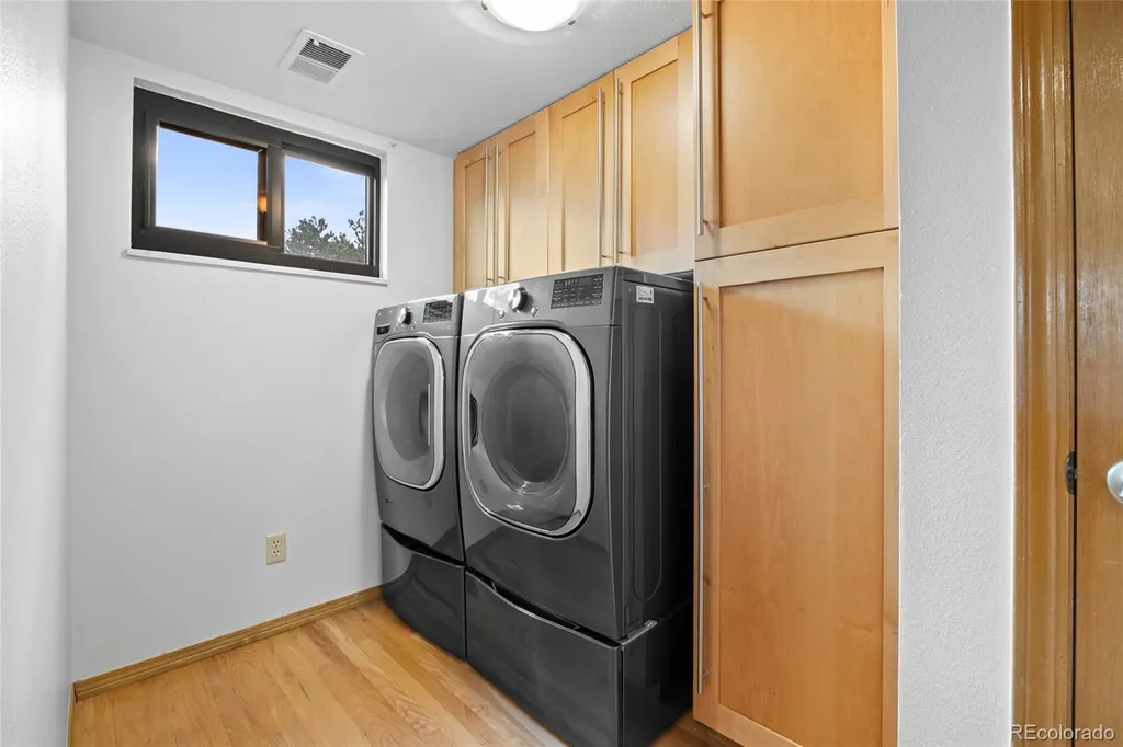 9948 E Maplewood Avenue Englewood CO 80111