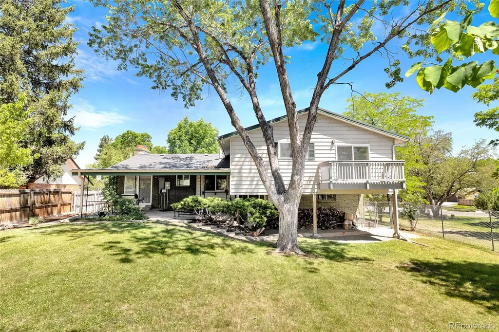 1569 S Lee Street Lakewood CO 80232