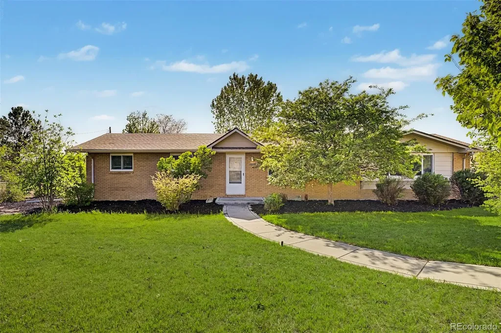 13861 Elmore Road Longmont CO 80504