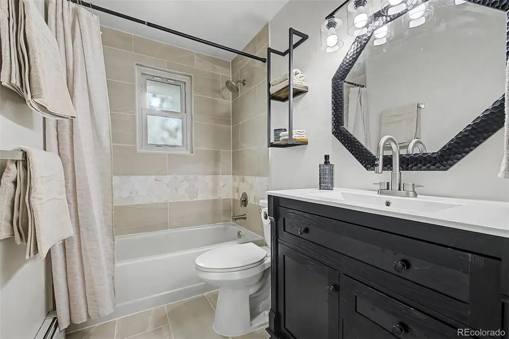 13861 Elmore Road Longmont CO 80504