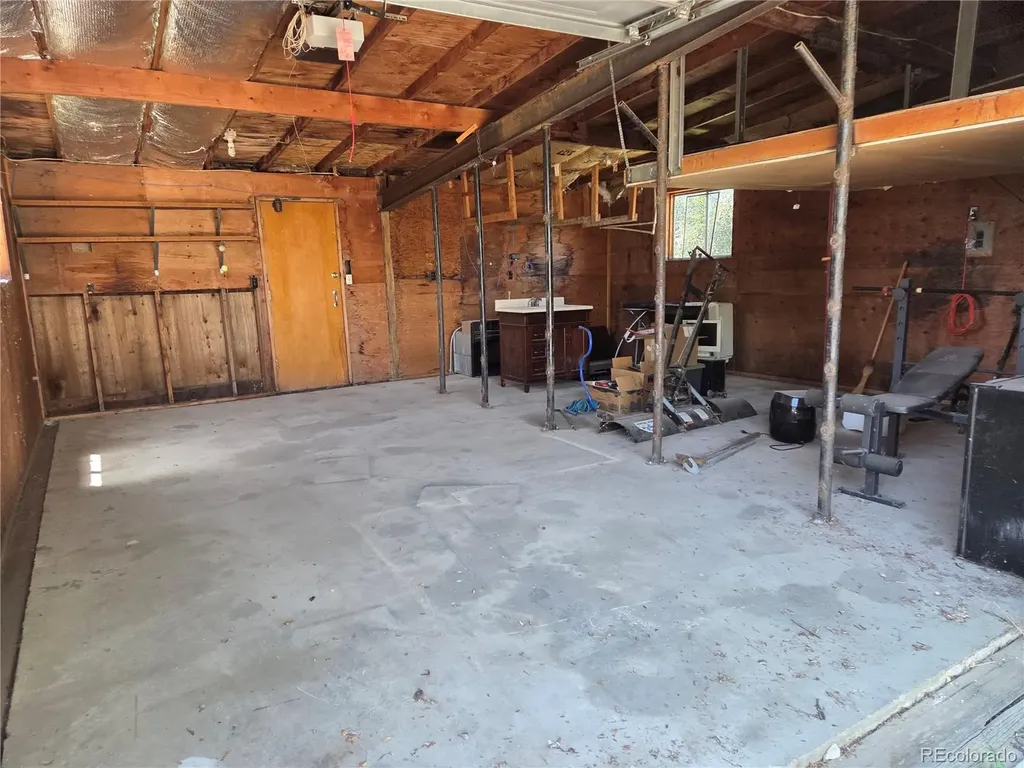13861 Elmore Road Longmont CO 80504