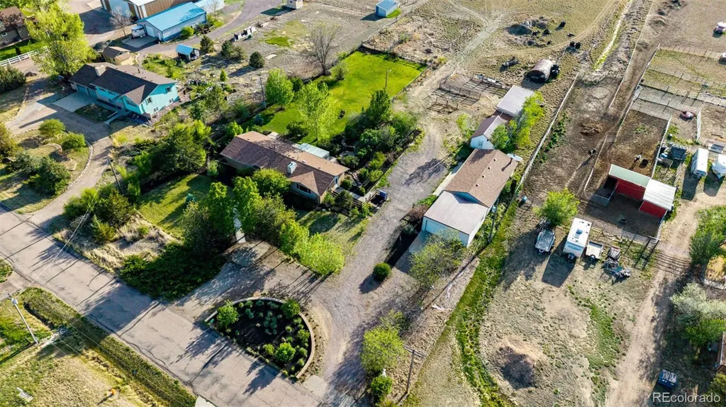 13861 Elmore Road Longmont CO 80504