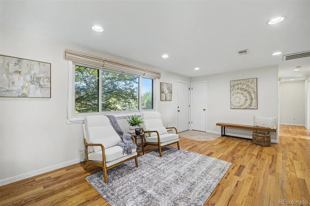 13861 Elmore Road Longmont CO 80504