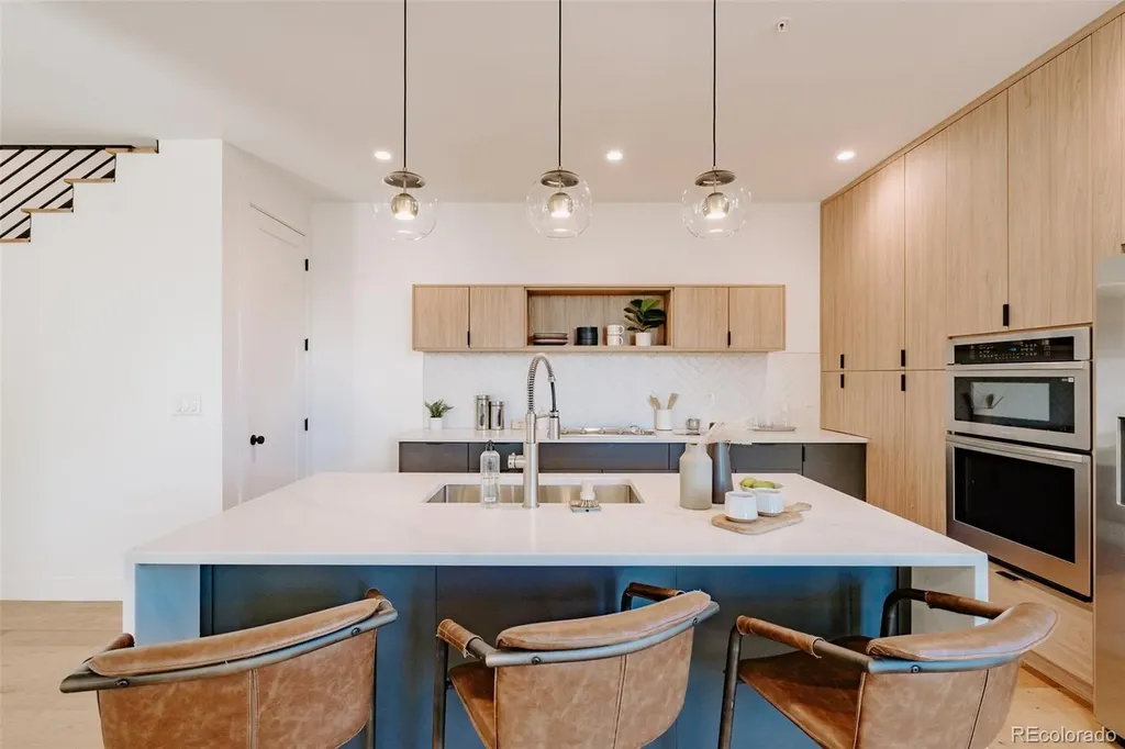 2534 Chase Edgewater CO 80215
