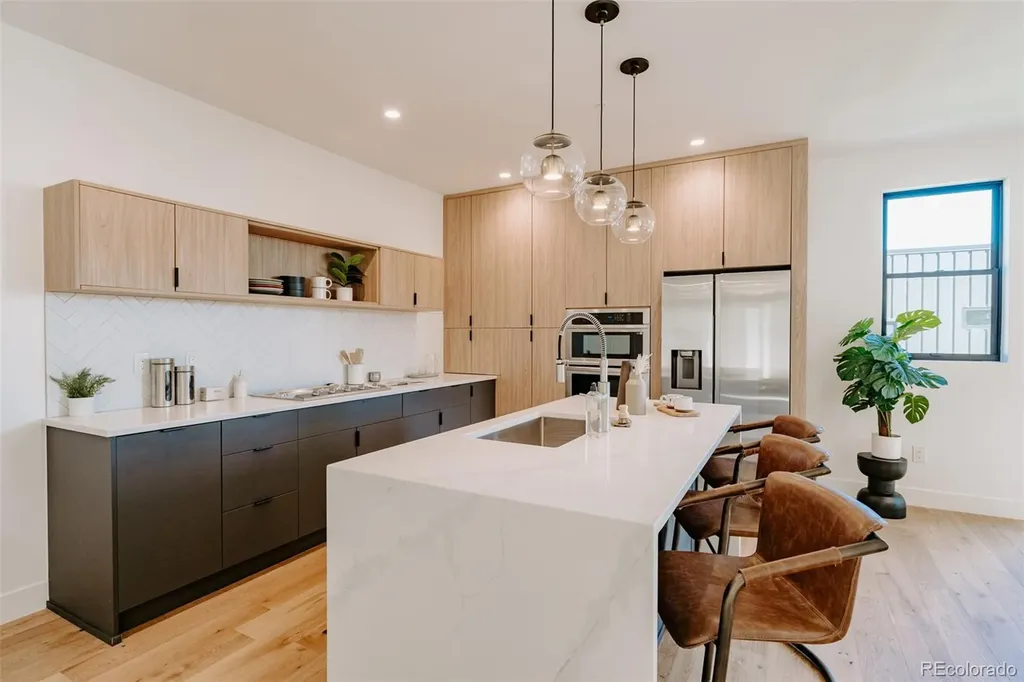 2534 Chase Edgewater CO 80215