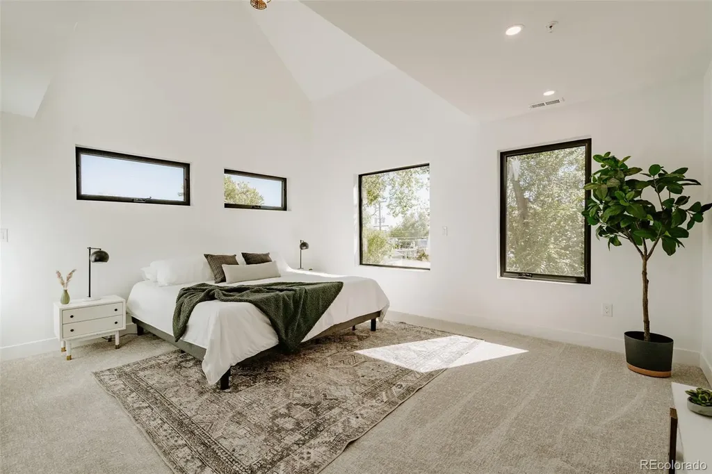 2534 Chase Edgewater CO 80215