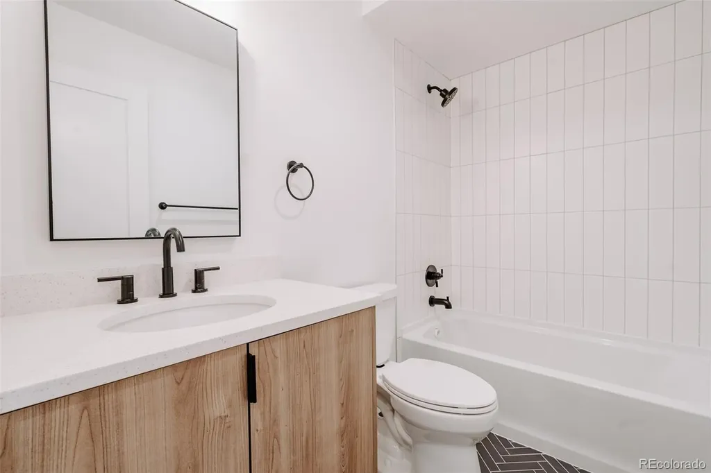 2534 Chase Edgewater CO 80215