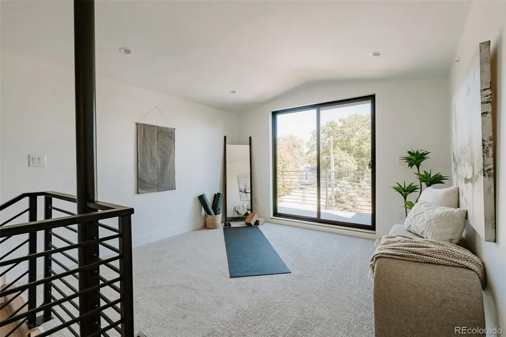 2534 Chase Edgewater CO 80215