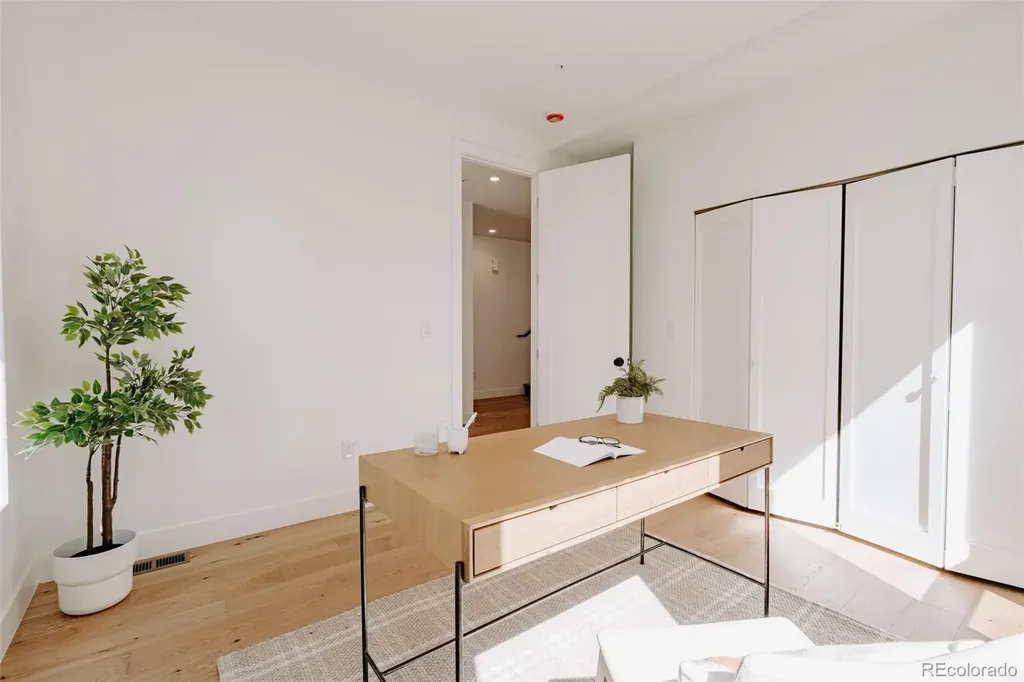 2534 Chase Edgewater CO 80215