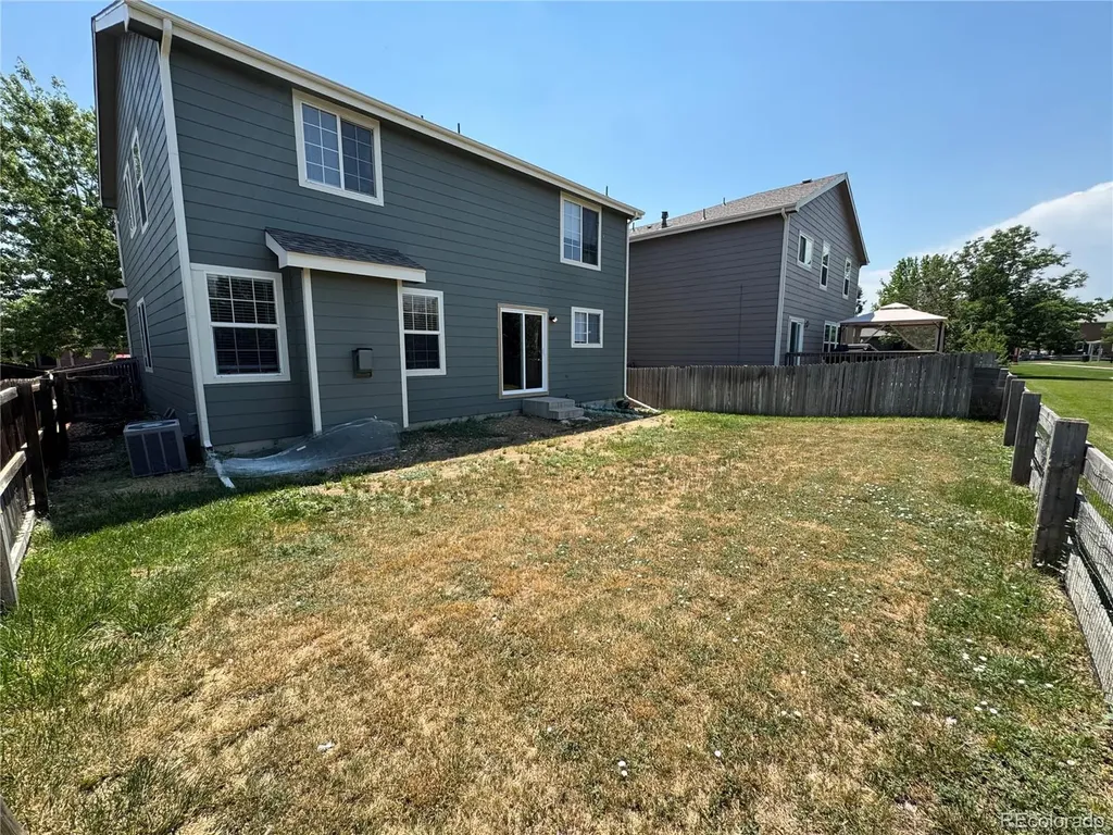 8151 S Mobile Way Englewood CO 80112