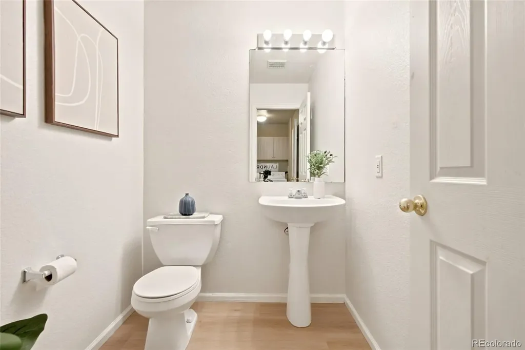 5389 S Quatar Circle Aurora CO 80015