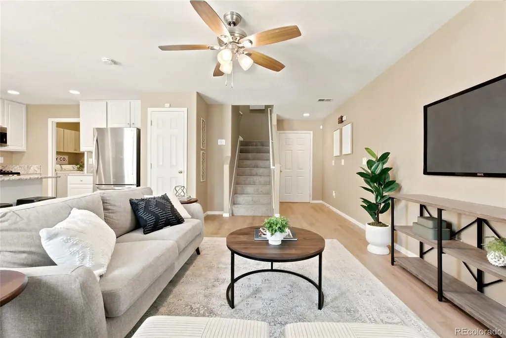 5389 S Quatar Circle Aurora CO 80015