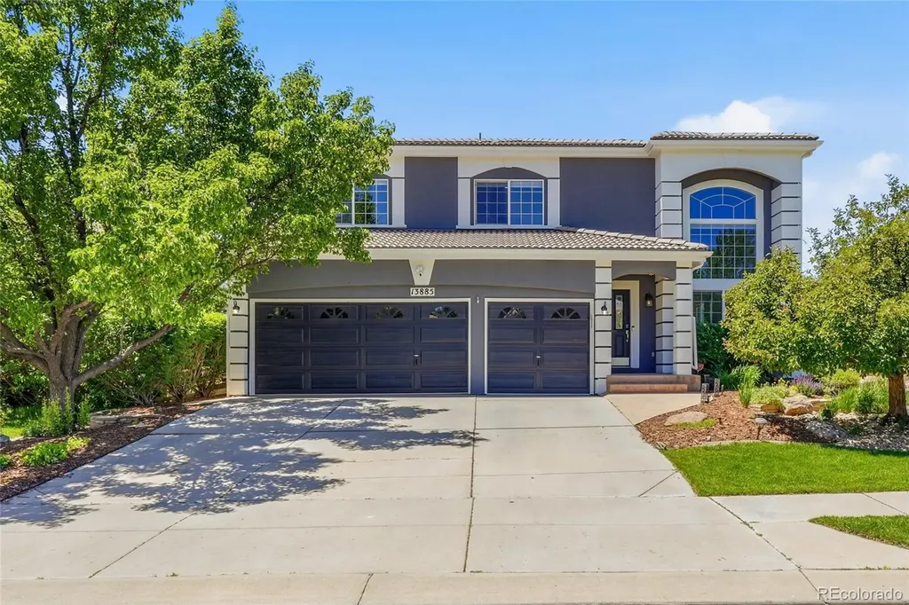 Broomfield CO, 13885 Dogleg Lane