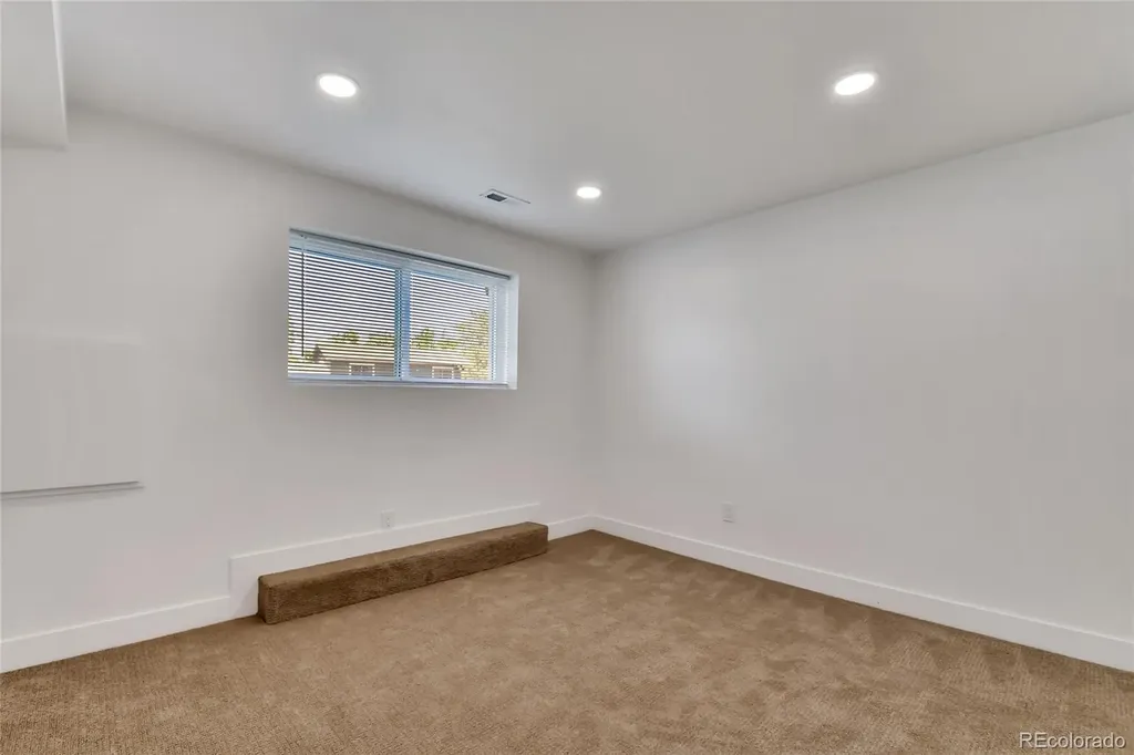 8960 Cody Court Broomfield CO 80021