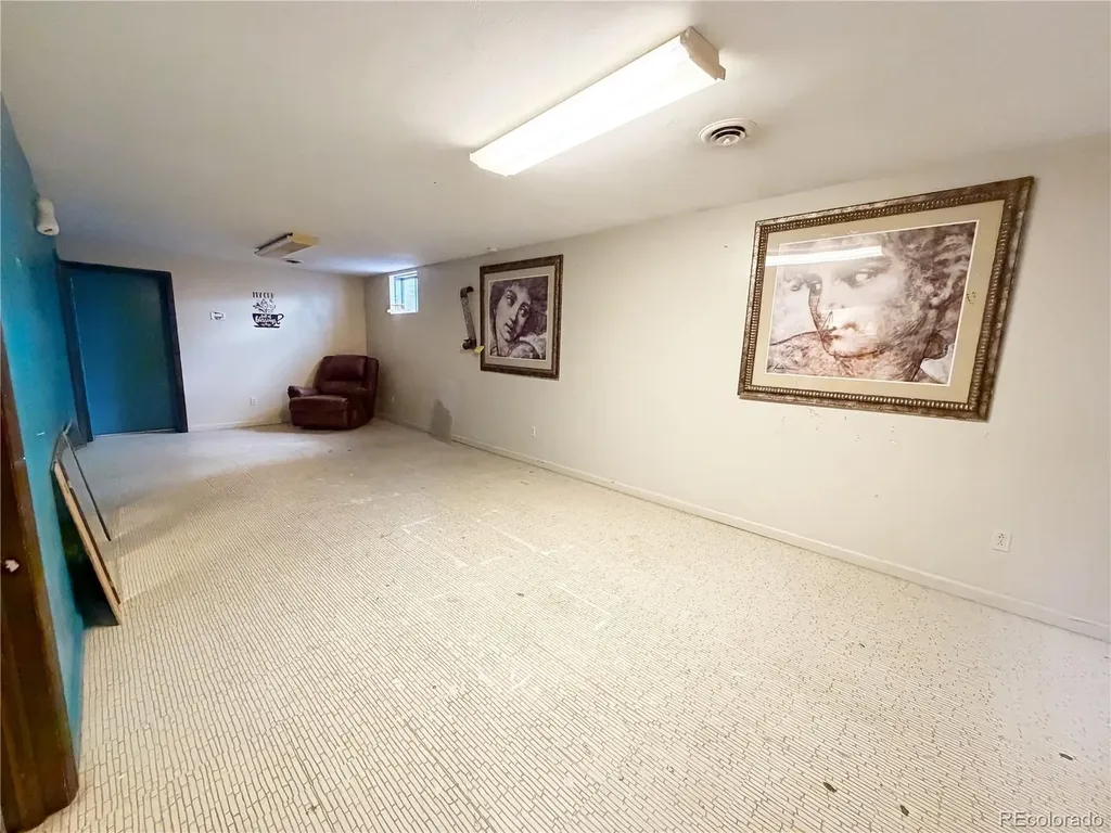 662 Ash Avenue Akron CO 80720