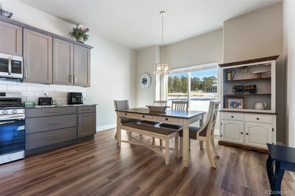 489 Duesouth Road Florissant CO 80816