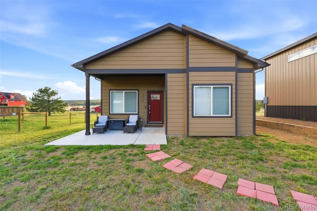 489 Duesouth Road Florissant CO 80816