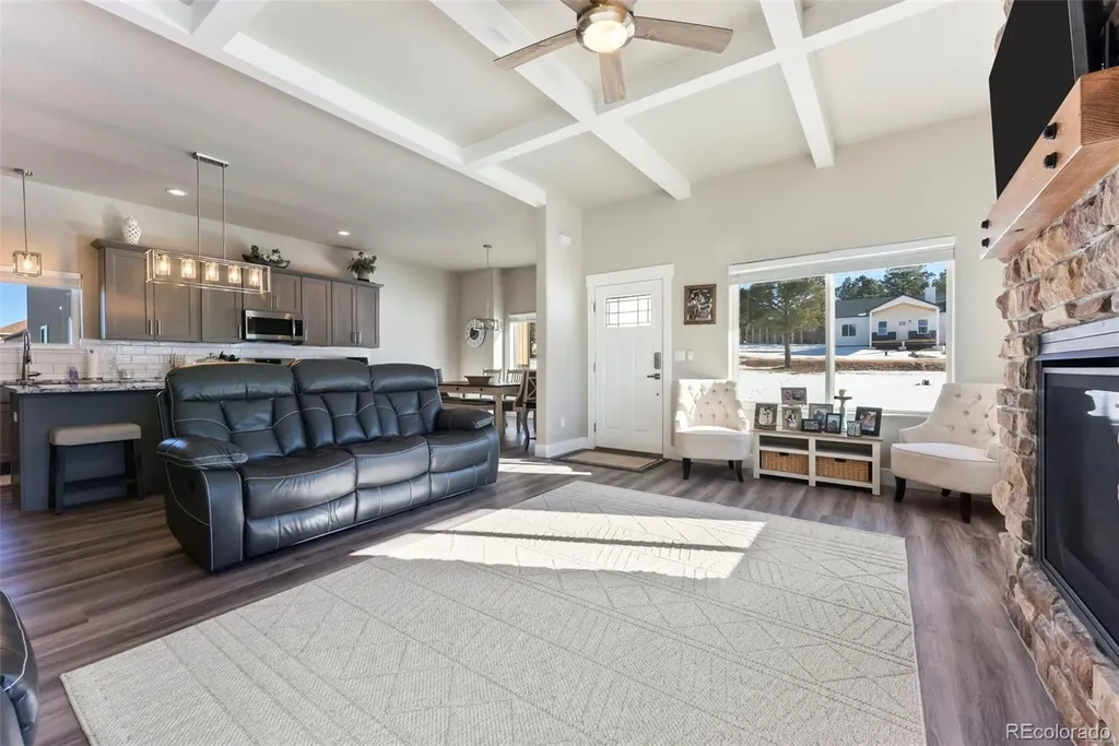 489 Duesouth Road Florissant CO 80816
