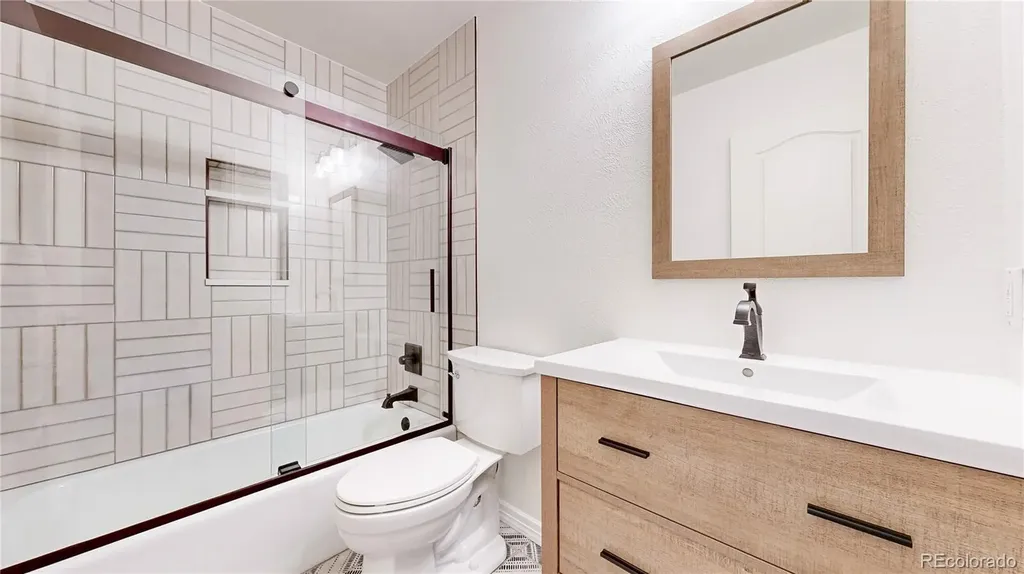 6414 E Stanford Avenue Cherry Hills Village CO 80111