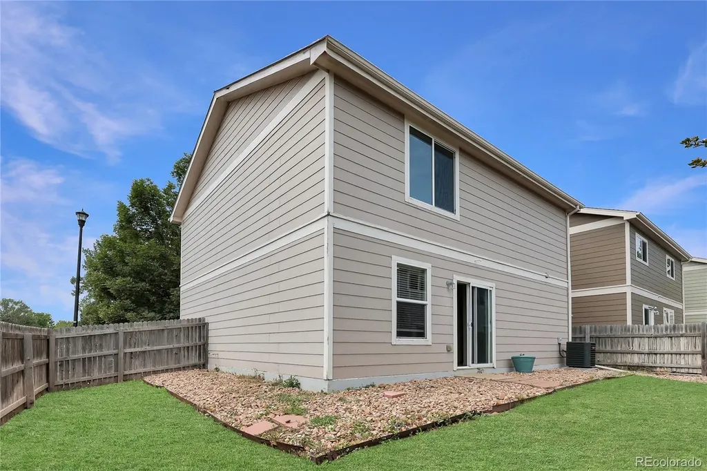 10701 Durango Place Longmont CO 80504