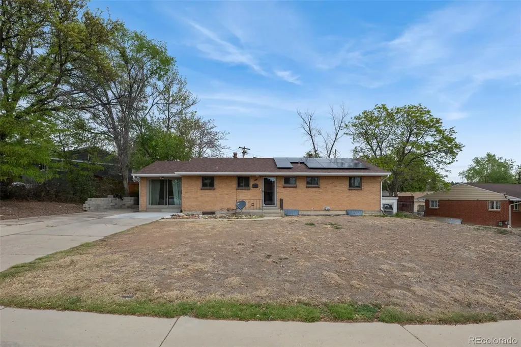 881 Delta Street Denver CO 80221