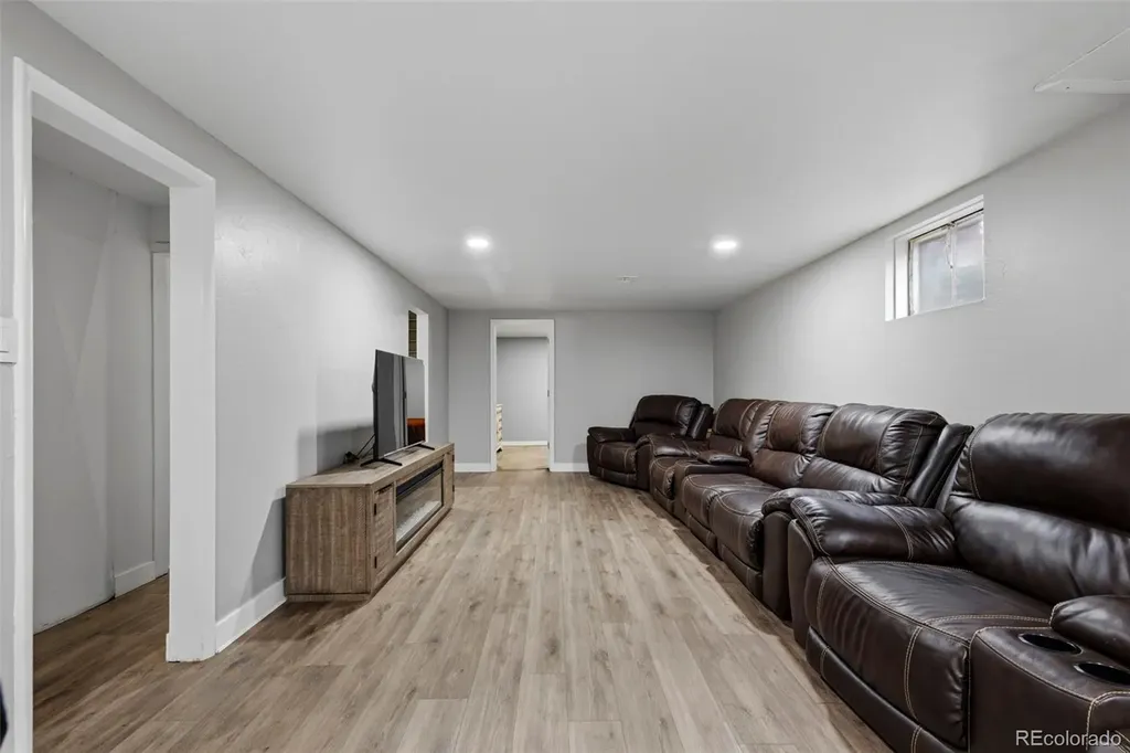 881 Delta Street Denver CO 80221