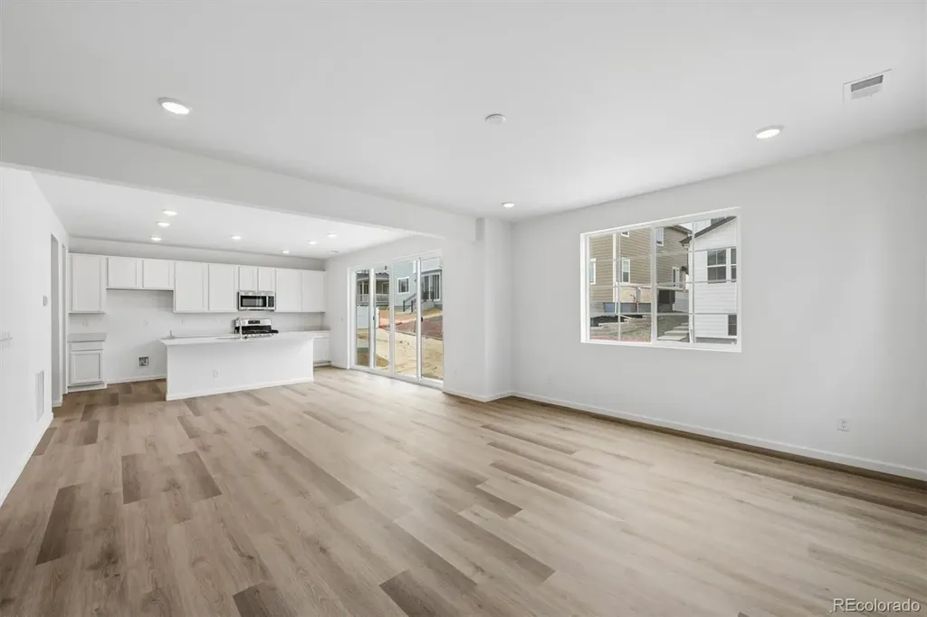 475 S Salida Street Aurora CO 80017