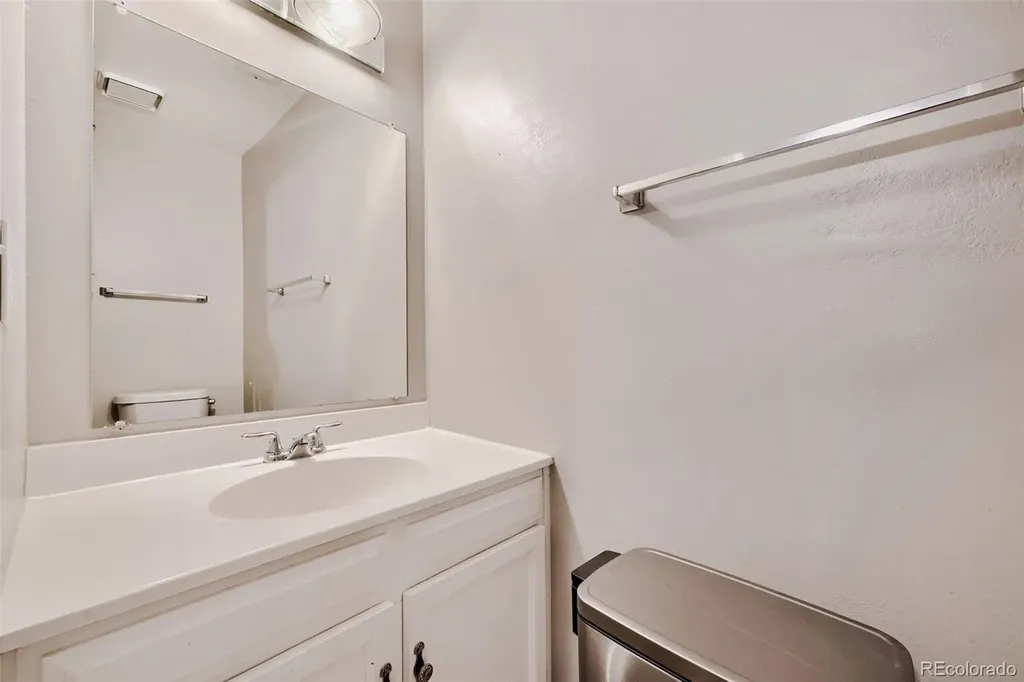 6846 S Glencoe Court Centennial CO 80122