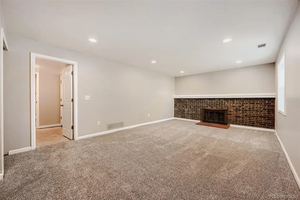 6846 S Glencoe Court Centennial CO 80122