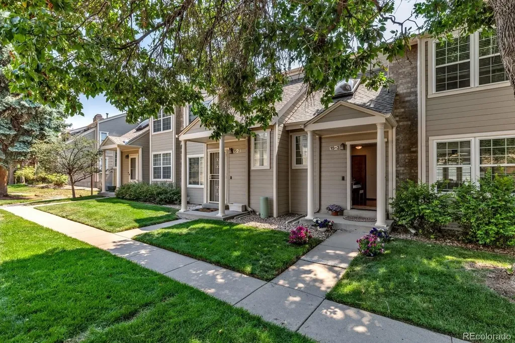 1818 S Quebec Way Denver CO 80231
