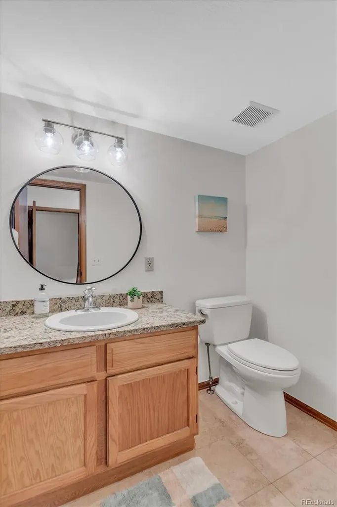 1818 S Quebec Way Denver CO 80231