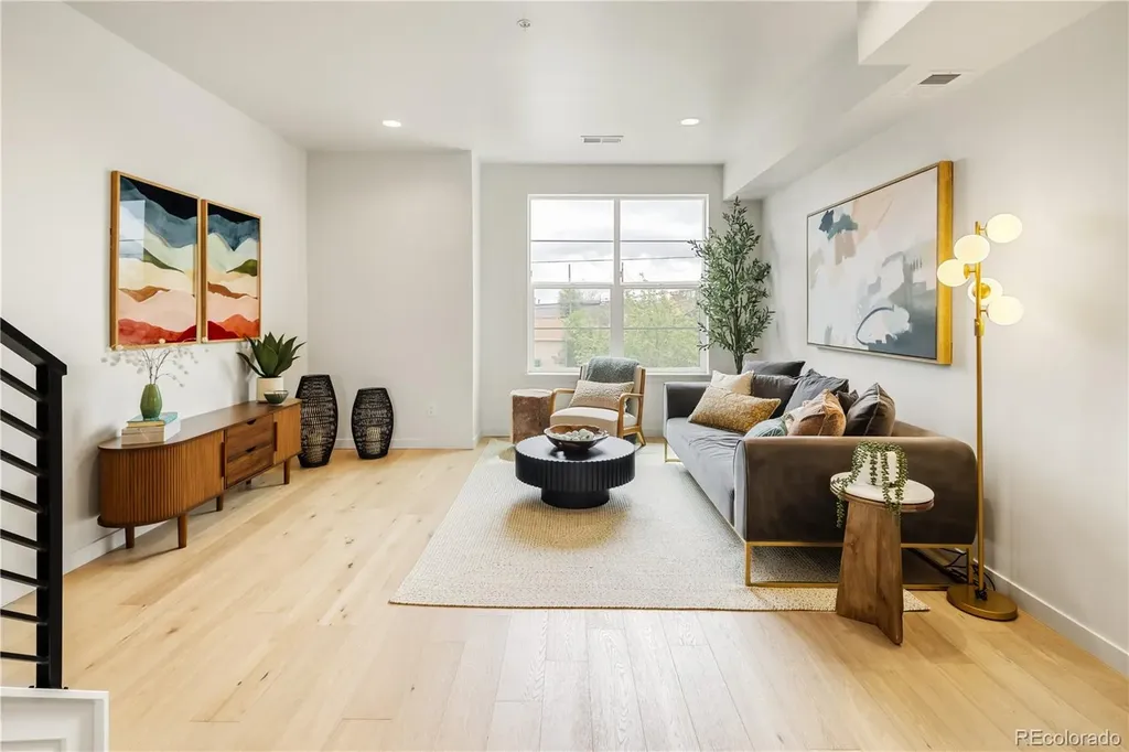 4825 W 10th Avenue Denver CO 80204