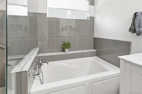 5257 S Bahama Circle Centennial CO 80015