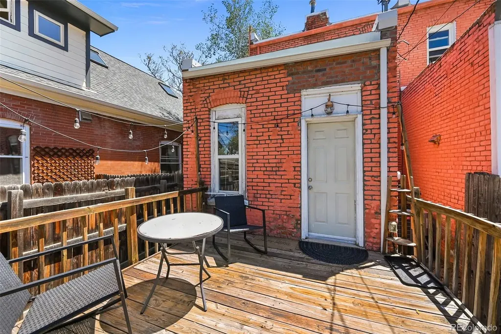 3037 N Gilpin Street Denver CO 80205