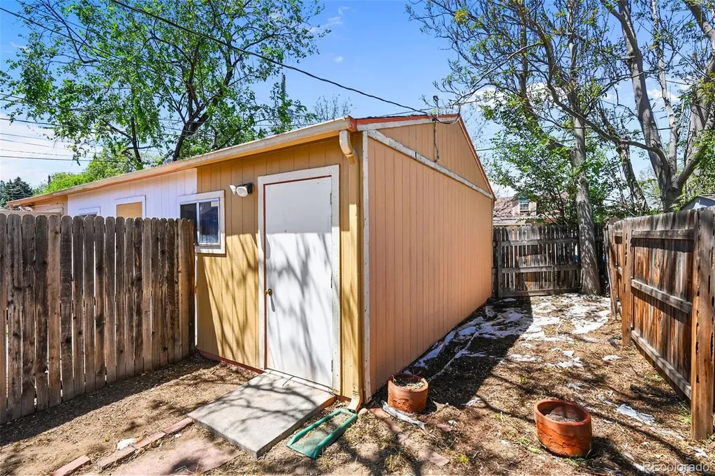 3037 N Gilpin Street Denver CO 80205