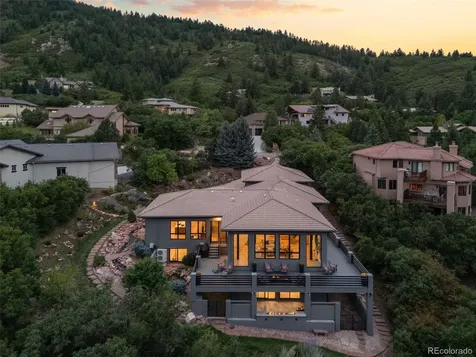 5044 Dakota Run Littleton CO 80125