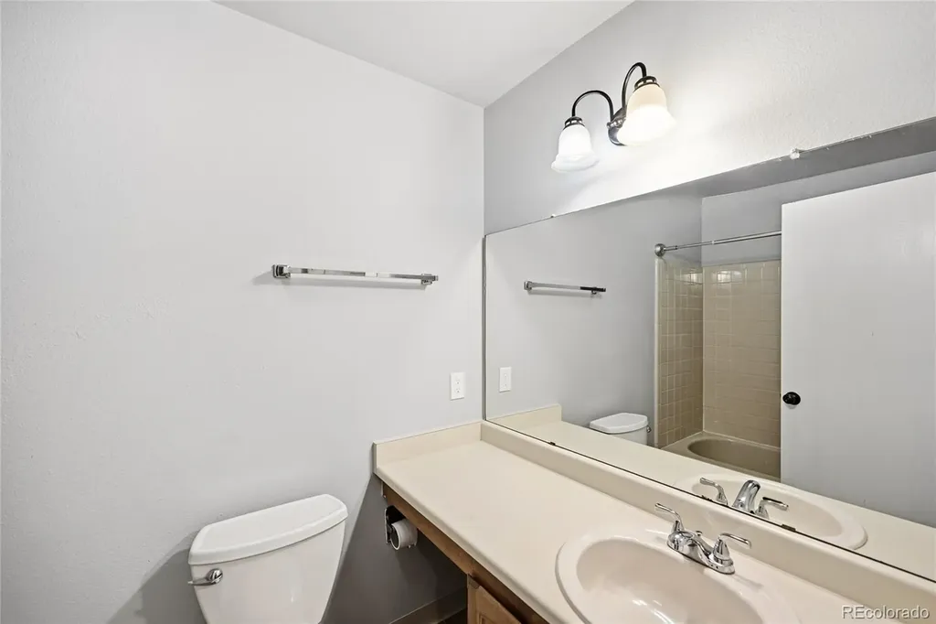 14438 E 1st Drive Aurora CO 80011