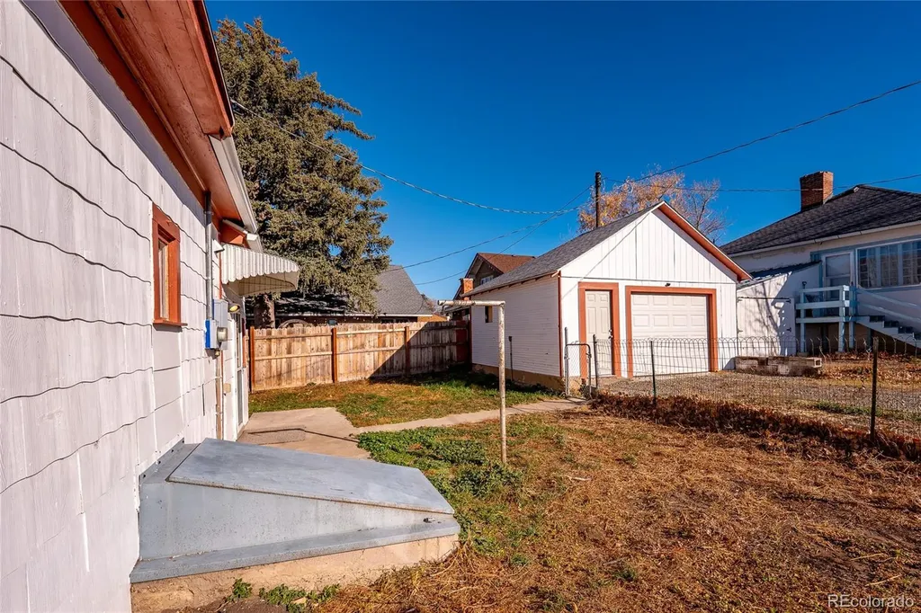 108 E 6th Street Trinidad CO 81082
