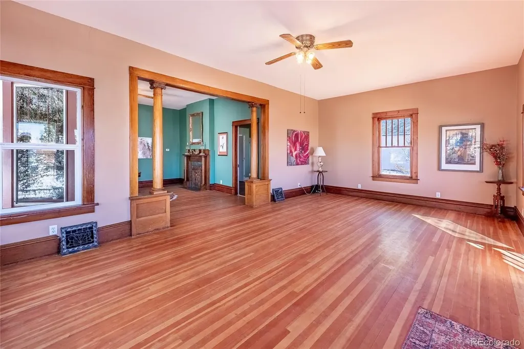 108 E 6th Street Trinidad CO 81082