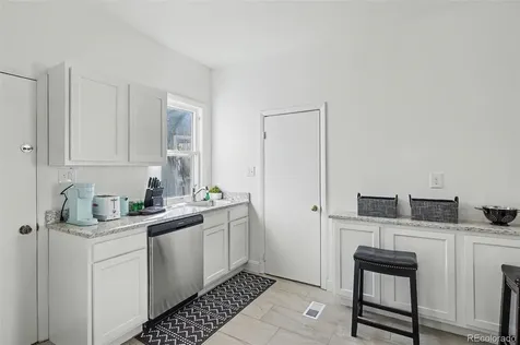 808 E Monument Street Colorado Springs CO 80903