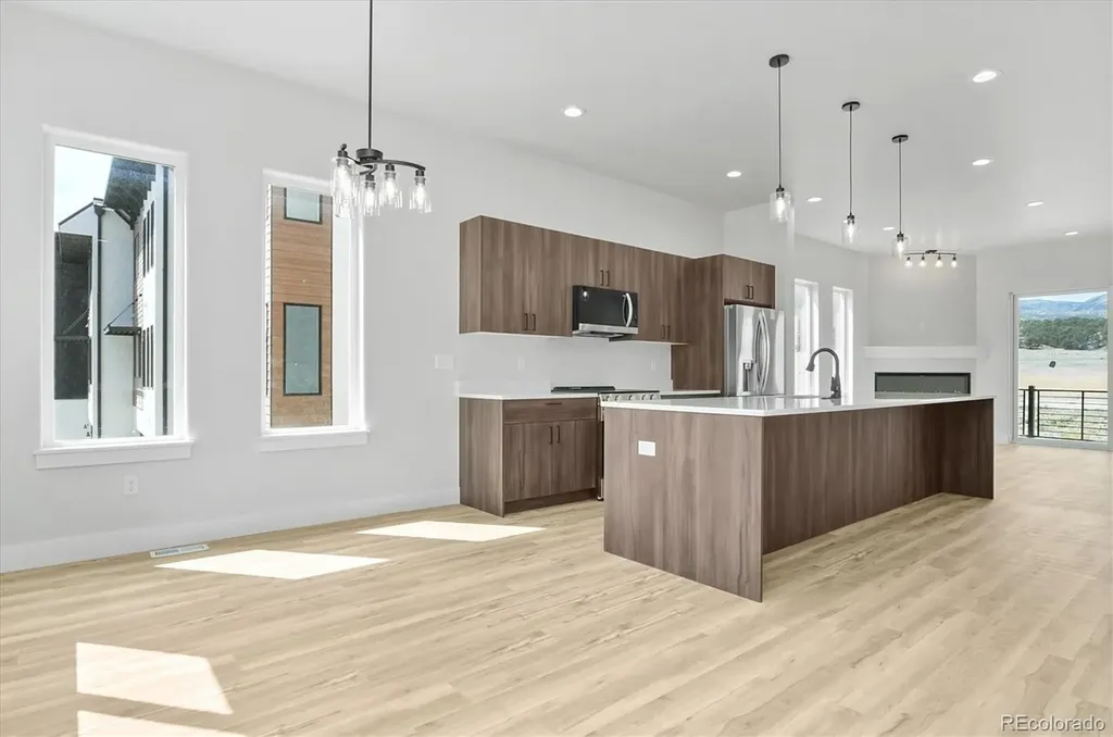 6450 Cleora Road Salida CO 81201