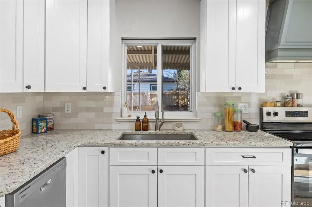 1395 Kline Street Lakewood CO 80215