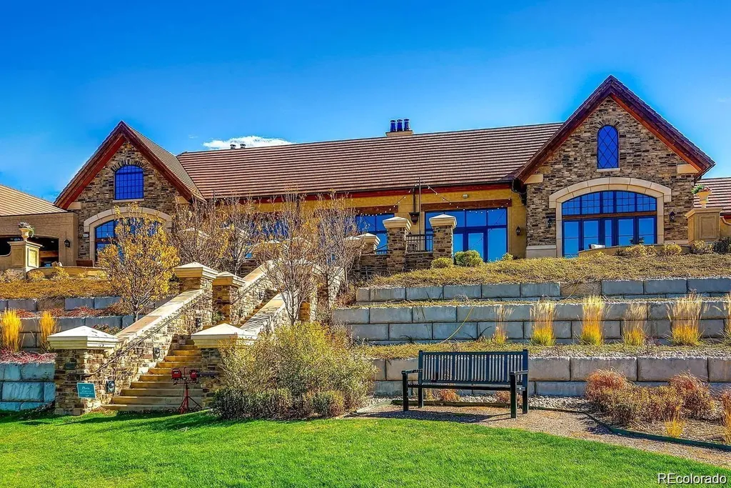8069 S Blackstone Parkway Aurora CO 80016