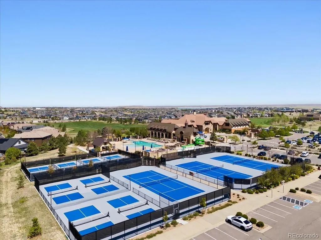 8069 S Blackstone Parkway Aurora CO 80016