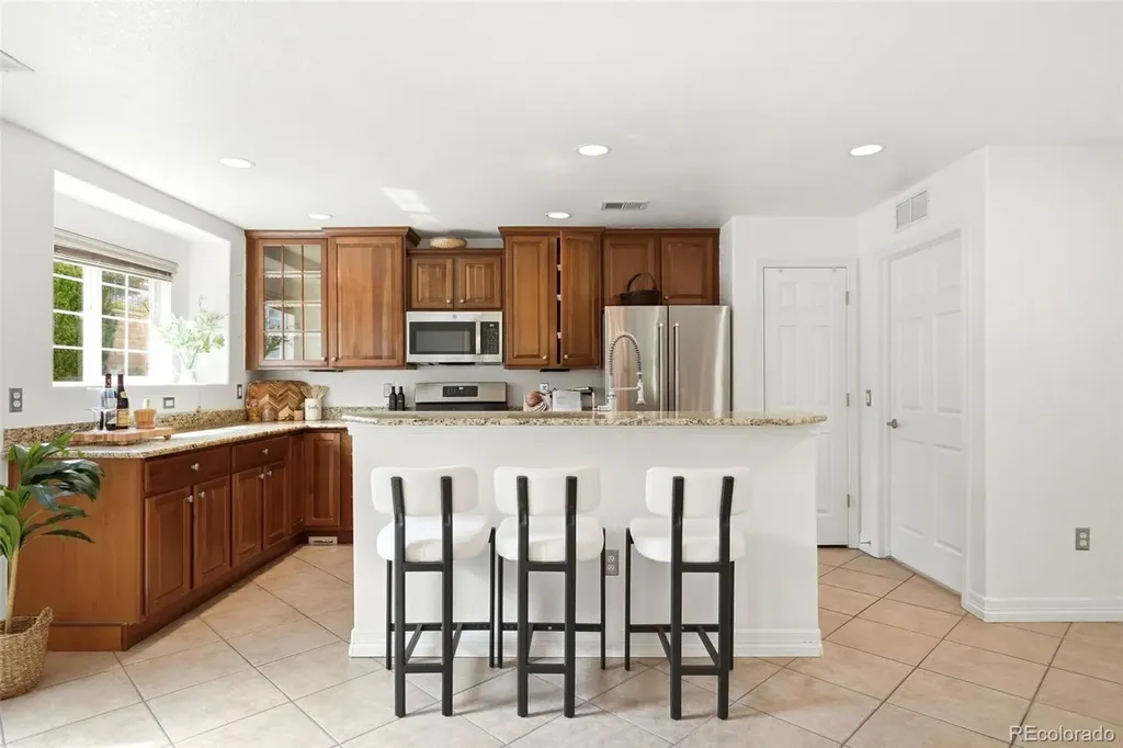 7603 S Addison Way Aurora CO 80016